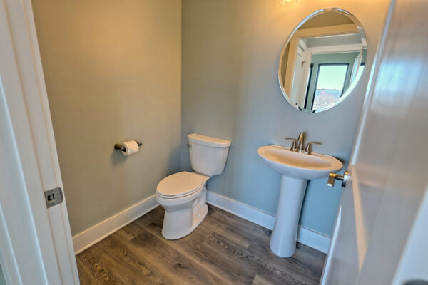 custom mountain home in georgia - bathroom