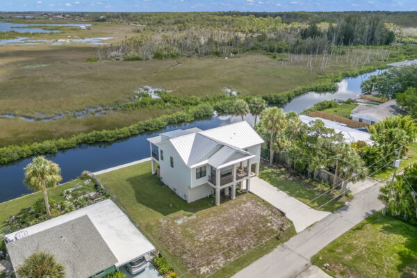 Custom Home in Aripeka, Florida - Balcony