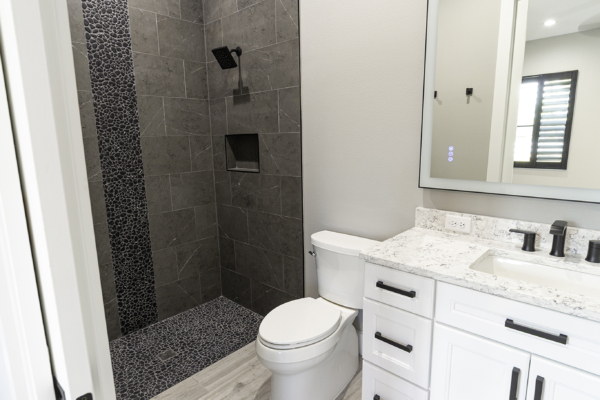 Custom Plan Odessa, FL Bathroom