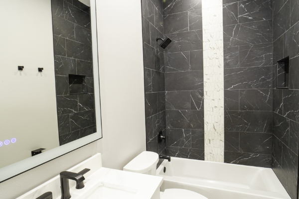 Custom Plan Odessa, FL Bathroom