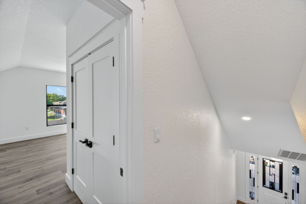 Modified Renee - Interior